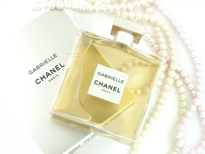 GABRIELLE CHANEL có lẽ là mùi hương hot nhất thu đông 2017. Tuy nhiên, bạn vẫn nên thử nghiệm xem nó có hợp với mình không trước khi quyết định mua nó.